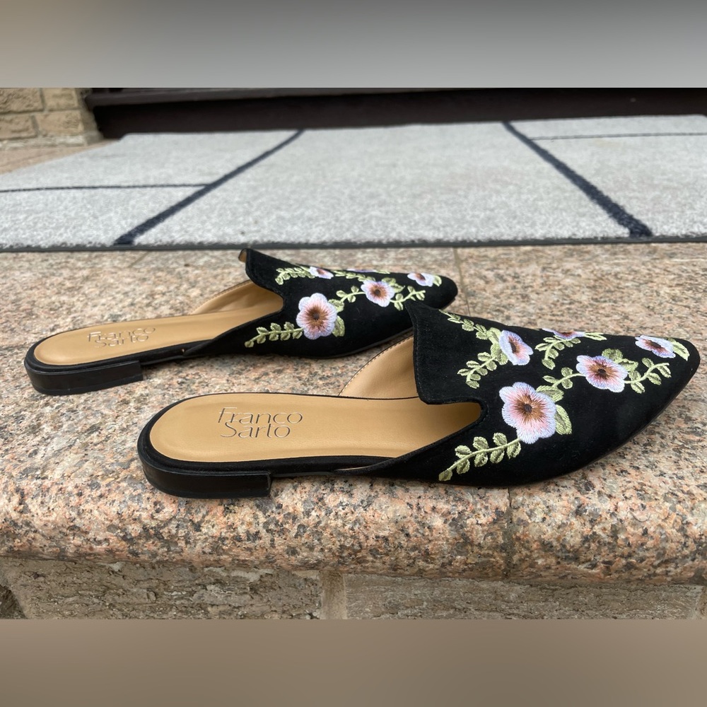 Franco Sarto slip on flats